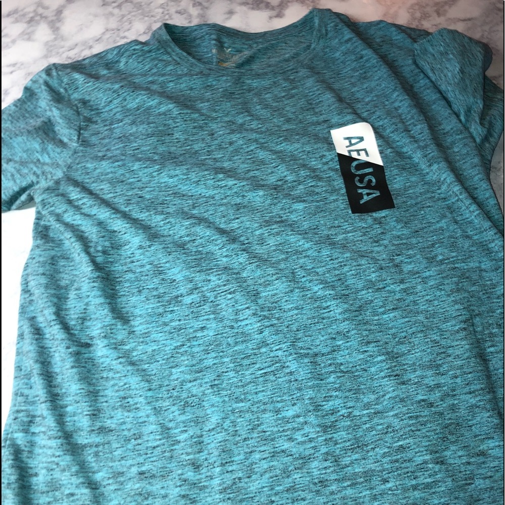 American Eagle shirt